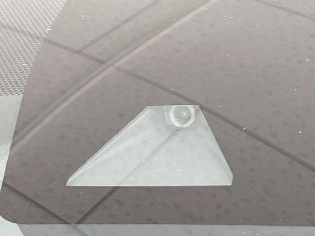 【トヨタセーフティセンス】走行中に前方の車両等を認識し、衝突しそうな時は警報とブレーキで衝突回避と被害軽減をアシスト。より安全にドライブをお楽しみいただけます。