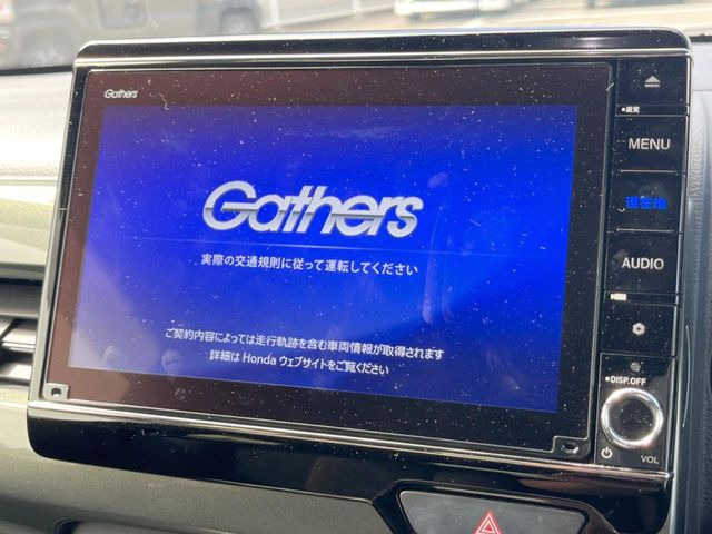 【純正ナビ】人気の純正ナビを装備。オーディオ機能も充実しており、Bluetooth接続すればお持ちのスマホやMP3プレイヤーの音楽を再生可能!毎日の運転がさらに楽しくなります!!