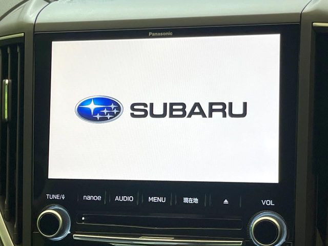 【純正8型ビルトインナビ】インテリアに溶け込むスタイリッシュな「専用設計ナビ」を装備♪視認性や操作性など基本性能にも優れ、より上質なカーライフをお楽しみいただけます。