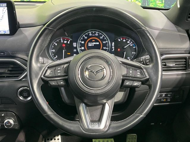 【マツダ・レーダークルーズコントロール】高速道路での長距離走行が楽に!自動で速度を保つクルーズコントロールが、衝突軽減システムと連携し、前方の車両を感知して車間を保つように速度調節してくれます!!