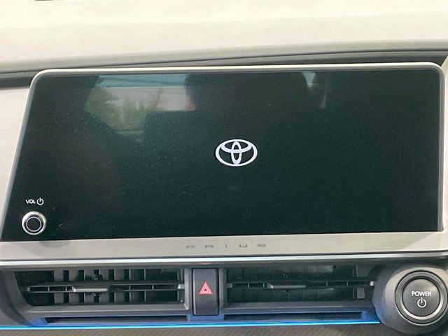 【12.3インチワイドナビ】高級感とインパクトのある大型ワイドナビを装備。各種オーディオ操作はもちろん、横長ワイド画面でのマップ2分割表示など、利便性も高いナビです♪
