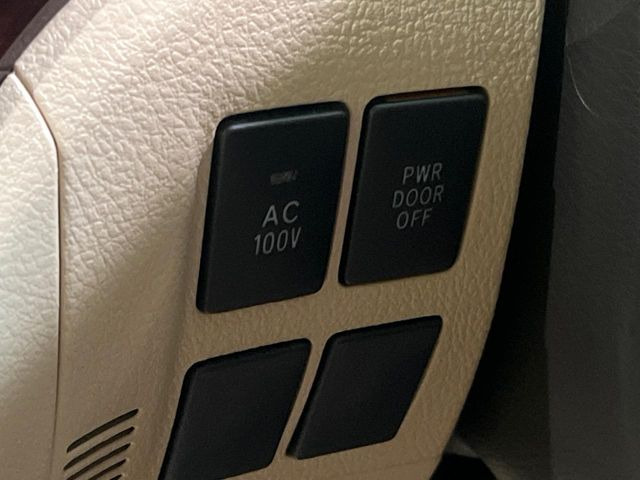 �y1500W�A�N�Z�T���[�R���Z���g�z����d��1500W�܂ł̉Ɠd���g���܂��B�L�����v��X�|�[�c�E�A�E�g�h�A�ł̃A�N�e�B�r�e�B�͂������A�ЊQ�E��d�̍ۂɑ劈���