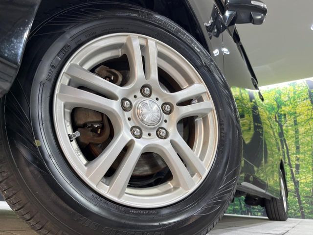 �y�A���~�z�C�[���z�O�ςɃ}�b�`�����A���~�z�C�[���𑕒����Ă���܂��B�e��A���~�z�C�[����A�X�^�b�h���X�^�C�����戵�����Ă���܂��B���񂲑��k����������