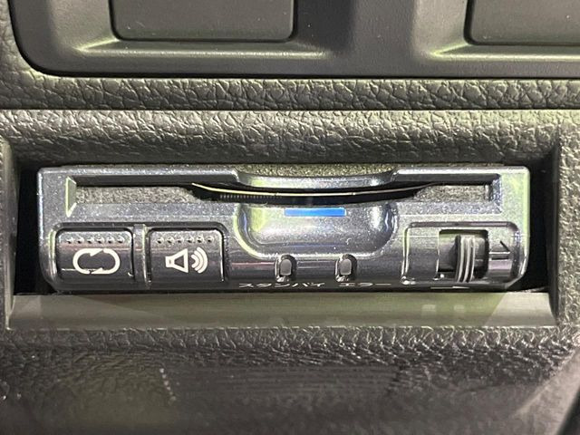 【ETC】高速道路の料金所をストレスなく通過!話題のスポットやサービスエリアに多い「スマートIC」利用時は必須のアイテムです。当店でセットアップを実施、ご納車当日からすぐにご利用いただけます!