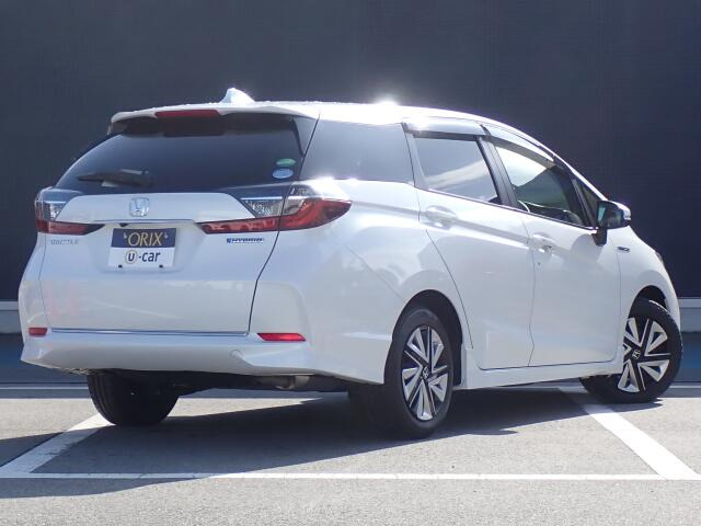 オリックス認定中古車は御納車前に全車12または24ヶ月月点検を実施しオイル、エレメント、全ワイパーゴム、エアコンフィルターは無条件で新品に交換致します。安心の充実整備です。