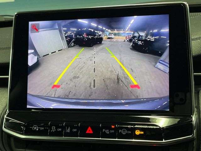 ●バックカメラ:便利な【バックカメラ】で安全確認もできます。駐車が苦手な方にもオススメな便利機能です。
