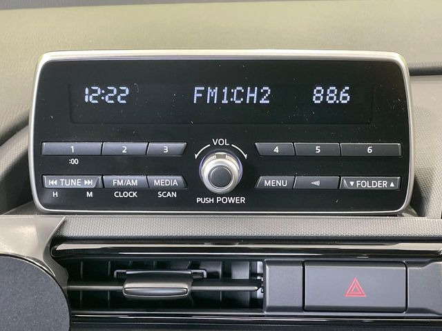 お好きな音楽を車内でお楽しみいただけます♪スピーカー交換・ウーハー追加などの音質向上や、最新ナビ・後席モニター等の取り付けも是非ご相談ください!