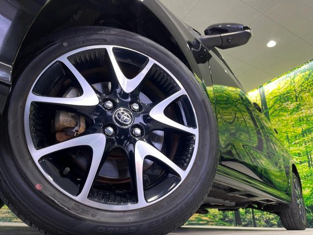 �y����16�C���`�A���~�z�C�[���z�O�ςɃ}�b�`���������A���~�z�C�[���𑕒����Ă���܂��B�e��ЊO�A���~�z�C�[����A�X�^�b�h���X�^�C�����戵�����Ă���܂��B���񂲑��k����������