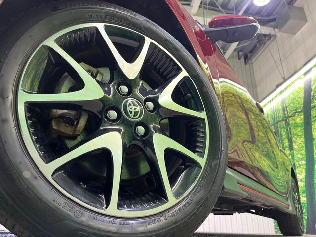 弊社では、全車『修復歴なし』のお車のみ取り扱っております。専任バイヤーによる厳選した仕入れの後、入庫後の車両チェックを行い、ネクステージが認定した高品質な中古車をご提供しております。
