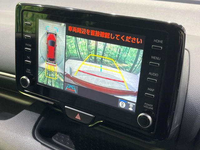 【パノラミックビューモニター】専用のカメラにより、上から見下ろしたような視点で360度クルマの周囲を確認することができます☆死角部分も確認しやすく、狭い場所での切り返しや駐車もスムーズに行えます。