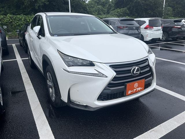 NX(レクサス) 200t バージョンL　禁煙車 茶革シート 純正ナビ 中古車画像
