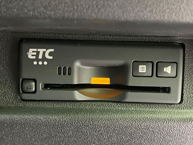 【ETC】高速道路の料金所をストレスなく通過!話題のスポットやサービスエリアに多い「スマートIC」利用時は必須のアイテムです。当店でセットアップを実施、ご納車当日からすぐにご利用いただけます!