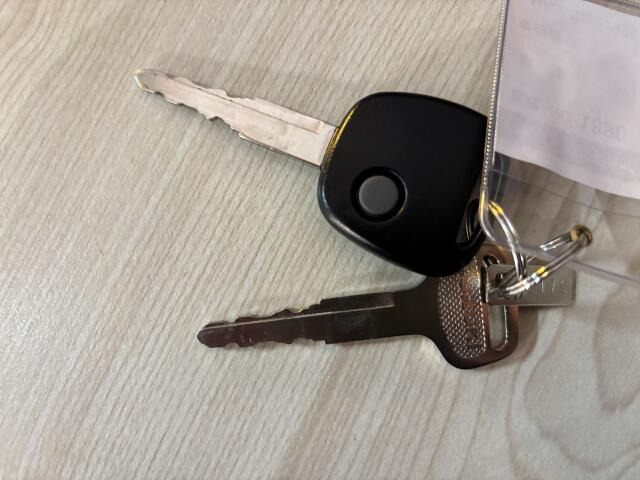 この物件は展示場配置の関係上、ストックヤード保管車両のため、店舗に展示しておりません。現車確認を希望される場合は、事前にご連絡をお願いいたします。
