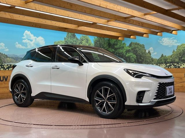 �������x�̃K���X�疌�ŝ����͂������A�㎿�ȃc���E����������B���O����_���J�����؂Ȉ��Ԃ�ی삵�A�F�����E�򉻂�h�~�B�u�e�X�v���b�V���R�[�g�v�A�u�e�v���~�b�T�R�[�g�v���炨�I�т��������܂��B