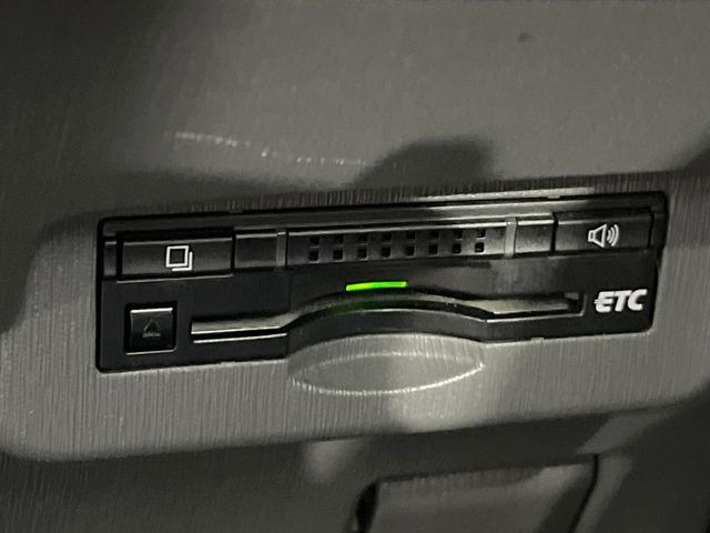 【ETC】高速道路の料金所をストレスなく通過!話題のスポットやサービスエリアに多い「スマートIC」利用時は必須のアイテムです。当店でセットアップを実施、ご納車当日からすぐにご利用いただけます!