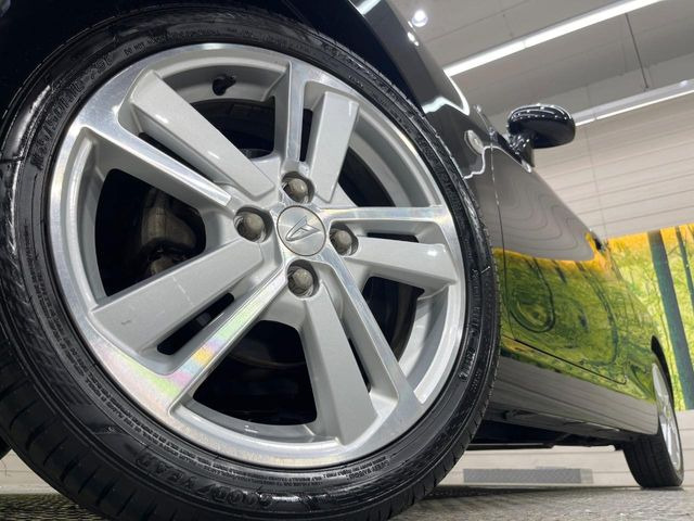 �y�����A���~�z�C�[���z�O�ςɃ}�b�`���������A���~�z�C�[���𑕒����Ă���܂��B�e��ЊO�A���~�z�C�[����A�X�^�b�h���X�^�C�����戵�����Ă���܂��B���񂲑��k����������