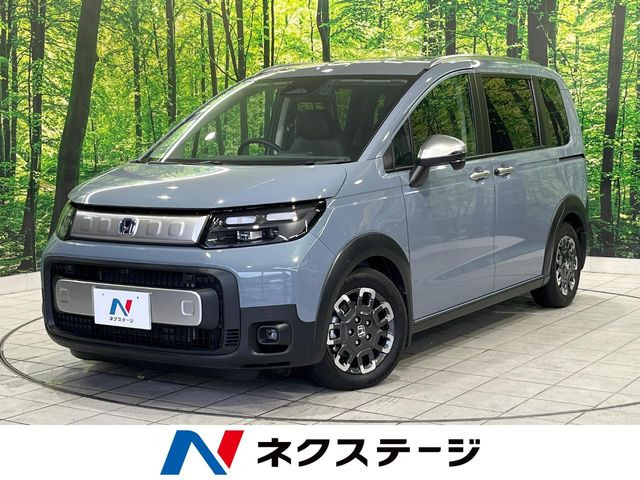 フリード(ホンダ) 1.5 e:HEV クロスター 中古車画像