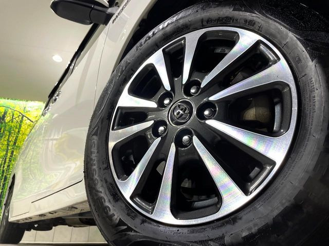 �y����15�C���`�A���~�z�C�[���z�O�ςɃ}�b�`���������A���~�z�C�[���𑕒����Ă���܂��B�e��ЊO�A���~�z�C�[����A�X�^�b�h���X�^�C�����戵�����Ă���܂��B���񂲑��k����������