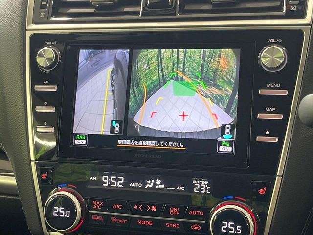 【サイド&バックカメラ】停車・駐車時に死角になりがちな運転席から見えづらいサイドとリアの障害物を確認できます!雨天時や夜間などは特に活躍してくれるアイテムです。
