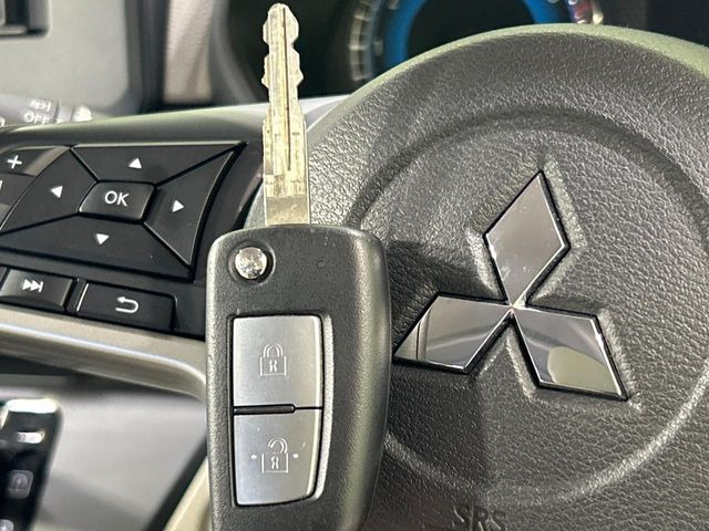 �y�L�[���X�z�������ꂽ�ꏊ����ł��{�^����Ńh�A�̊J���E�{�����ł���̂łƂ��Ă��֗�!�h�A�̌�������ɏ������邱�Ƃ�����܂����