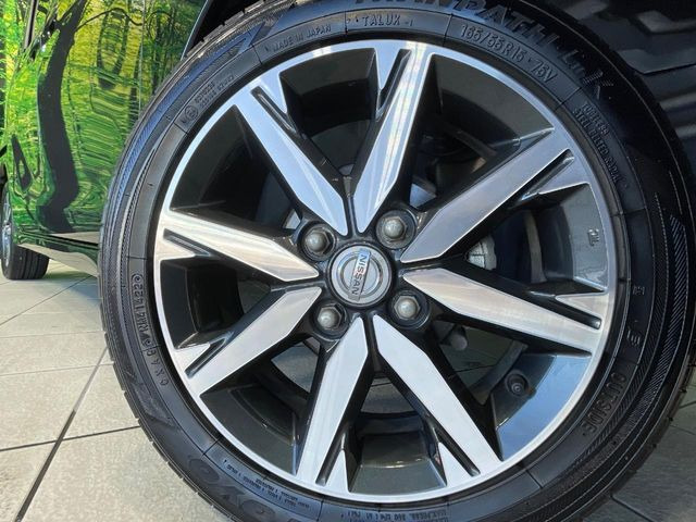 �y����15�C���`�A���~�z�C�[���z�O�ςɃ}�b�`���������A���~�z�C�[���𑕒����Ă���܂��B�e��ЊO�A���~�z�C�[����A�X�^�b�h���X�^�C�����戵�����Ă���܂��B���񂲑��k����������