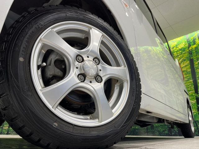�y14�C���`�A���~�z�C�[���z�O�ςɃ}�b�`�����A���~�z�C�[���𑕒����Ă���܂��B�e��A���~�z�C�[����A�X�^�b�h���X�^�C�����戵�����Ă���܂��B���񂲑��k����������