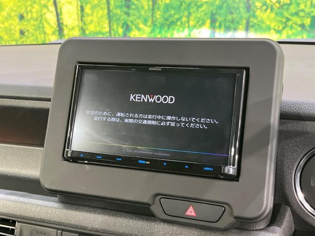 【ナビゲーション】使いやすいナビで目的地までしっかり案内してくれます。各種オーディオ再生機能も充実しており、お車の運転がさらに楽しくなります!!