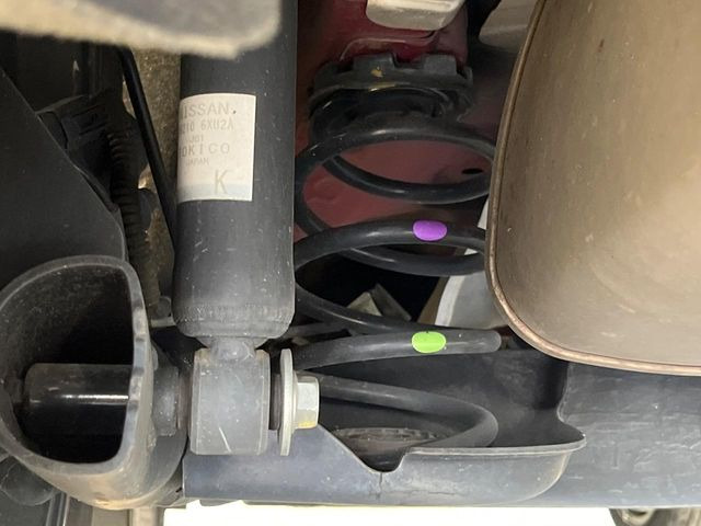 お車を安心してお乗りいただく為には、足回りの定期点検が欠かせません。サービスサポート(有償保証)では無料点検もご提供しており、安心のカーライフをお過ごしいただけるサポート体制が整っています。