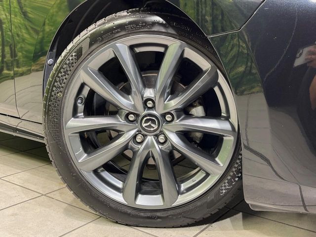 �y����18�C���`�A���~�z�C�[���z�O�ςɃ}�b�`���������A���~�z�C�[���𑕒����Ă���܂��B�e��ЊO�A���~�z�C�[����A�X�^�b�h���X�^�C�����戵�����Ă���܂��B���񂲑��k����������