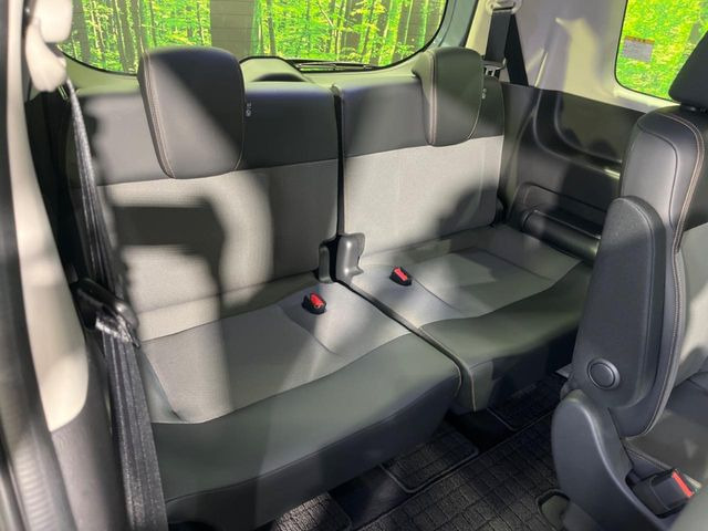 ドライバーによって運転しやすいポジションは異なり、あの車はどうなのか不安なこともありますよね。気になるお車は店頭で乗り込んでご確認いただけます♪