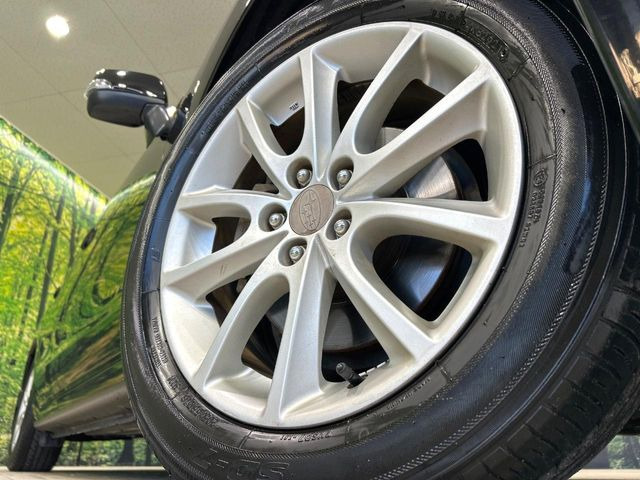 【純正16インチアルミホイール】外観にマッチした純正アルミホイールを装着しております。各種社外アルミホイールや、スタッドレスタイヤも取扱いしております。是非ご相談ください♪