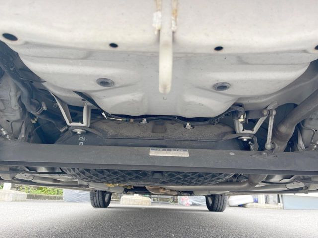 下回りがきれいなうちに、防錆加工の施工がオススメ。降雪地域はもちろん、沿岸部にお住いの方や、趣味でマリン・ウィンタースポーツをされる方に大変好評いただいております。