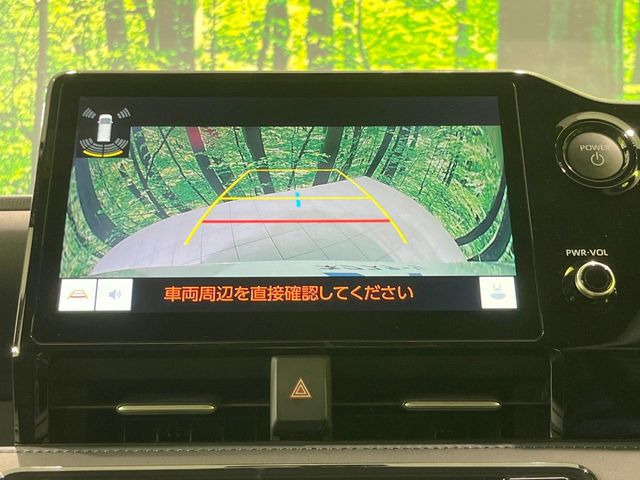 �y10.5�C���` �f�B�X�v���C�I�[�f�B�I�z���ʂ̃f�B�X�v���C��AppleCarPlay��AndroidAuto�����p�\�B�傫�ȉ�ʂŃX�}�z�i�r�A�v���������p���������܂���