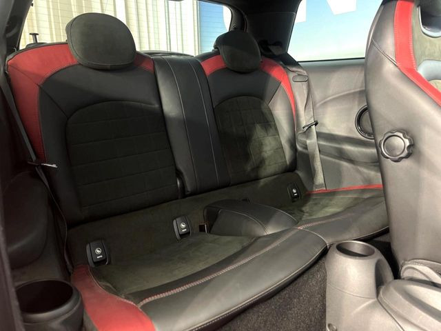 ���㕔���Ȃ��C�ɂȂ�悤�ȃL�Y�E�����ւ��蓙�A�傫�ȃ_���[�W�͂Ȃ��A�ǍD�ȏ�Ԃł��B