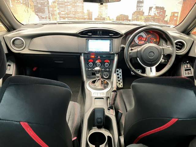 ���{�����s�ɃZ�_���ESUV�𒆐S�Ɂw���l�ł����i�x�œW�����Ă���ǎ����ÎԐ��X�ł��B���̗��C�����Ȃ��̎ԗ�����Ŏ�舵��!�B�֐��n��ōł������ȉ��i���ŗǎ��Ԃ����񋟂ł���悤�w�߂Ă���܂��B
