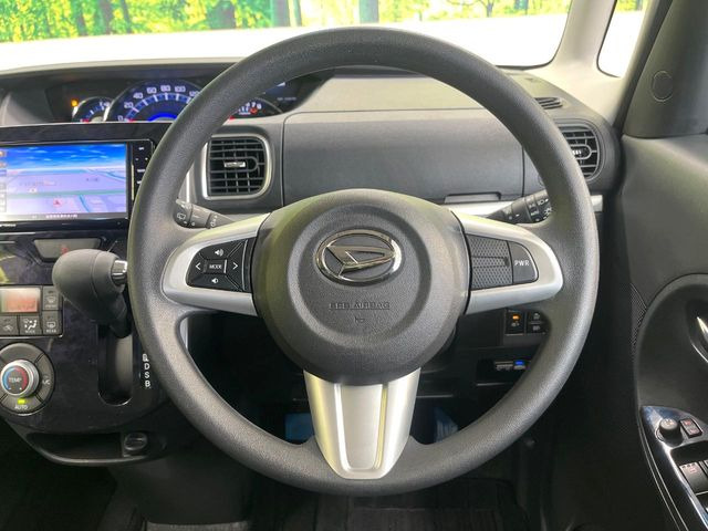 【ステアリングスイッチ】運転中、前方から目線をそらすことなく、オーディオ等の操作が可能な便利機能!安心&快適なドライブを演出してくれます♪