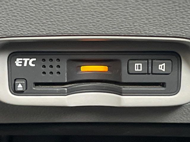 【ETC】高速道路の料金所をストレスなく通過!話題のスポットやサービスエリアに多い「スマートIC」利用時は必須のアイテムです。当店でセットアップを実施、ご納車当日からすぐにご利用いただけます!