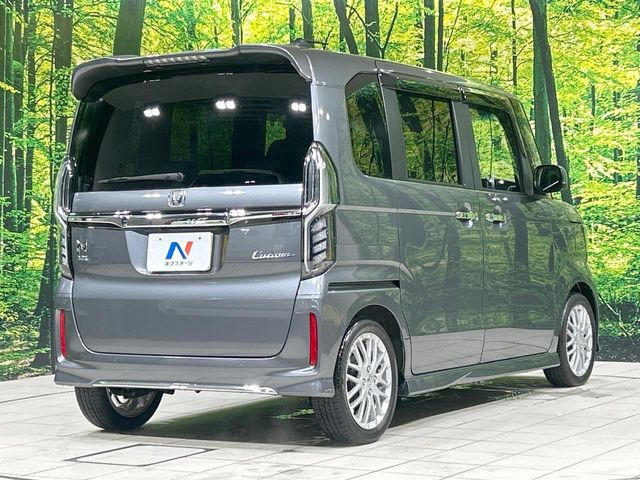 ☆全国のネクステージからお取り寄せが可能※!遠方の店舗に展示してあるクルマが気になる場合も、最寄りの店舗でご覧いただくことが可能です!是非私たちに要望をお聞かせください!※別途費用