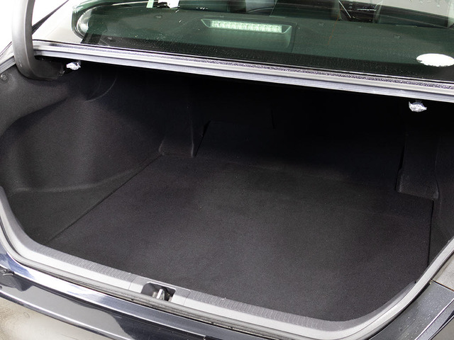 BSM(ブラインドスポット)モニター装備!死角の車の接近をお知らせしてくれる安全装備になります!