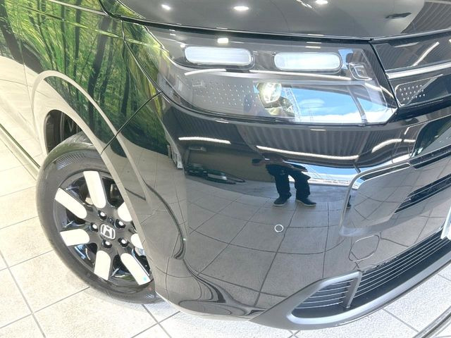 �yLED�w�b�h���C�g�z���V����ԑ��s�����ǍD�Ȏ��E���m�ۂ����S���ĉ^�]�ł��鍂�P�xLED�w�b�h���C�g�𑕔�!�_�����x�������A����d�͂��}�����Ă��܂��B