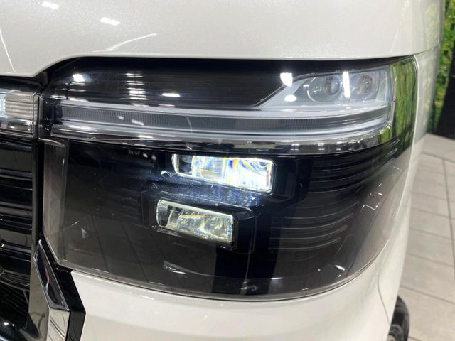 �yLED�w�b�h���C�g�z���V����ԑ��s�����ǍD�Ȏ��E���m�ۂ����S���ĉ^�]�ł��鍂�P�xLED�w�b�h���C�g�𑕔�!�_�����x�������A����d�͂��}�����Ă��܂��B