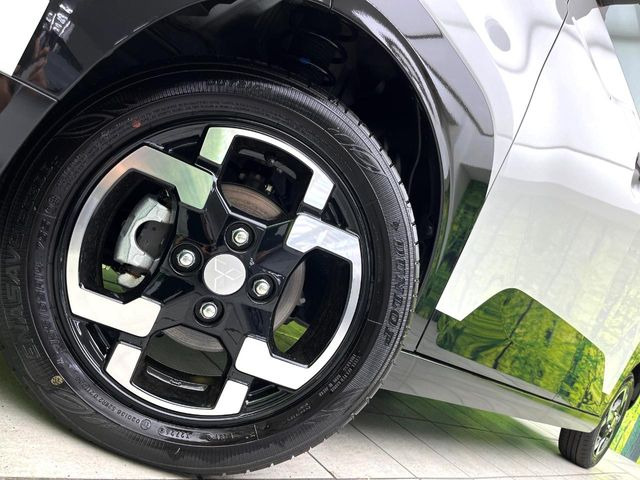 �y����14�C���`�A���~�z�C�[���z�O�ςɃ}�b�`���������A���~�z�C�[���𑕒����Ă���܂��B�e��ЊO�A���~�z�C�[����A�X�^�b�h���X�^�C�����戵�����Ă���܂��B���񂲑��k����������
