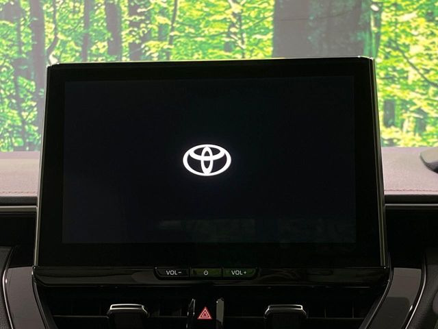 �y10.5�C���` �f�B�X�v���C�I�[�f�B�I�z���ʂ̃f�B�X�v���C��AppleCarPlay��AndroidAuto�����p�\�B�傫�ȉ�ʂŃX�}�z�i�r�A�v���������p���������܂���