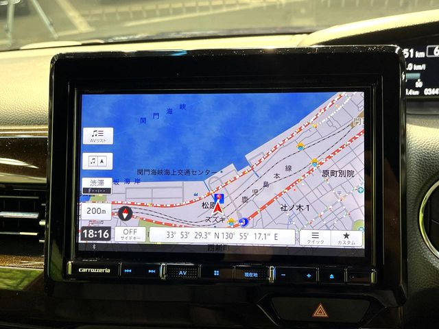 【大画面ナビ】人気の大型9インチナビを装備。存在感のある大画面はインパクト大!ナビ利用時のマップ表示は見やすく、テレビやDVDは臨場感がアップ!いつものドライブがグッと楽しくなります♪
