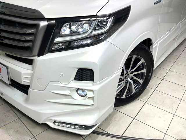 �yLED�w�b�h���C�g�z���V����ԑ��s�����ǍD�Ȏ��E���m�ۂ����S���ĉ^�]�ł��鍂�P�xLED�w�b�h���C�g�𑕔�!�_�����x�������A����d�͂��}�����Ă��܂��B