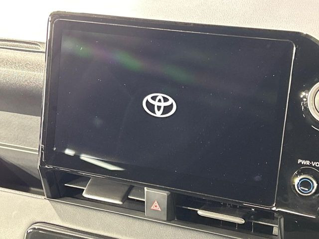 �y10.5�C���` �f�B�X�v���C�I�[�f�B�I�z���ʂ̃f�B�X�v���C��AppleCarPlay��AndroidAuto�����p�\�B�傫�ȉ�ʂŃX�}�z�i�r�A�v���������p���������܂���