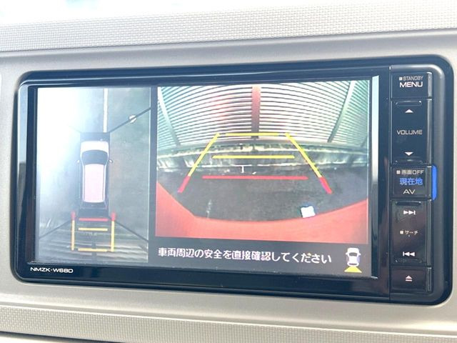 �y�p�m���}���j�^�[�z��p�̃J�����ɂ��A�ォ�猩���낵���悤�Ȏ��_��360�x�N���}�̎��͂��m�F���邱�Ƃ��ł��܂������p�������m�F���₷���A�����ꏊ�ł̐؂�Ԃ��⒓�Ԃ��X���[�Y�ɍs���܂��B