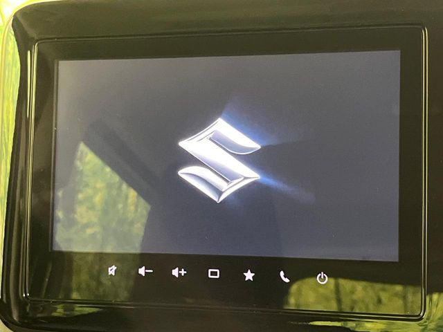 【純正9型ナビ】人気の純正ナビを装備。オーディオ機能も充実しており、Bluetooth接続すればお持ちのスマホやMP3プレイヤーの音楽を再生可能!毎日の運転がさらに楽しくなります!!