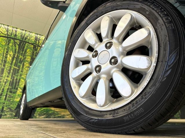 �y����14�C���`�A���~�z�C�[���z�O�ςɃ}�b�`���������A���~�z�C�[���𑕒����Ă���܂��B�e��ЊO�A���~�z�C�[����A�X�^�b�h���X�^�C�����戵�����Ă���܂��B���񂲑��k����������