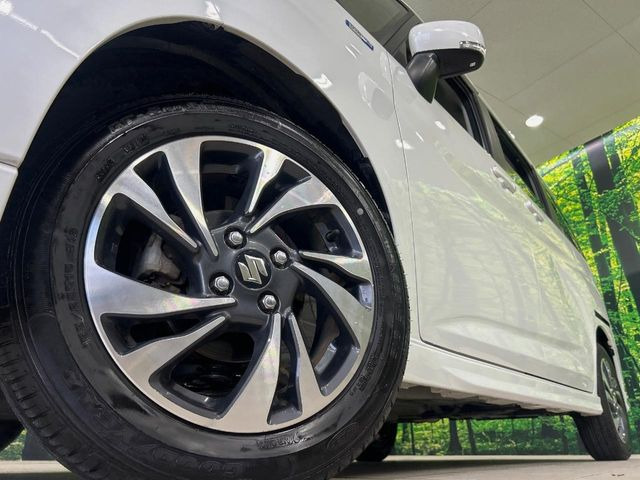 �y����15�C���`�A���~�z�C�[���z�O�ςɃ}�b�`���������A���~�z�C�[���𑕒����Ă���܂��B�e��ЊO�A���~�z�C�[����A�X�^�b�h���X�^�C�����戵�����Ă���܂��B���񂲑��k����������